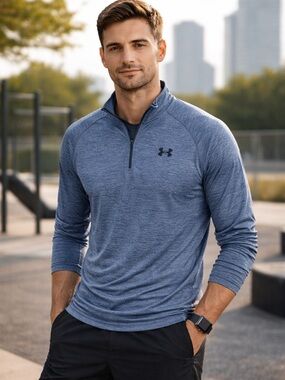 Under Armour HeatGear Mens M Blue Quarter Zip Pullover Lightweight Athletic EUC!